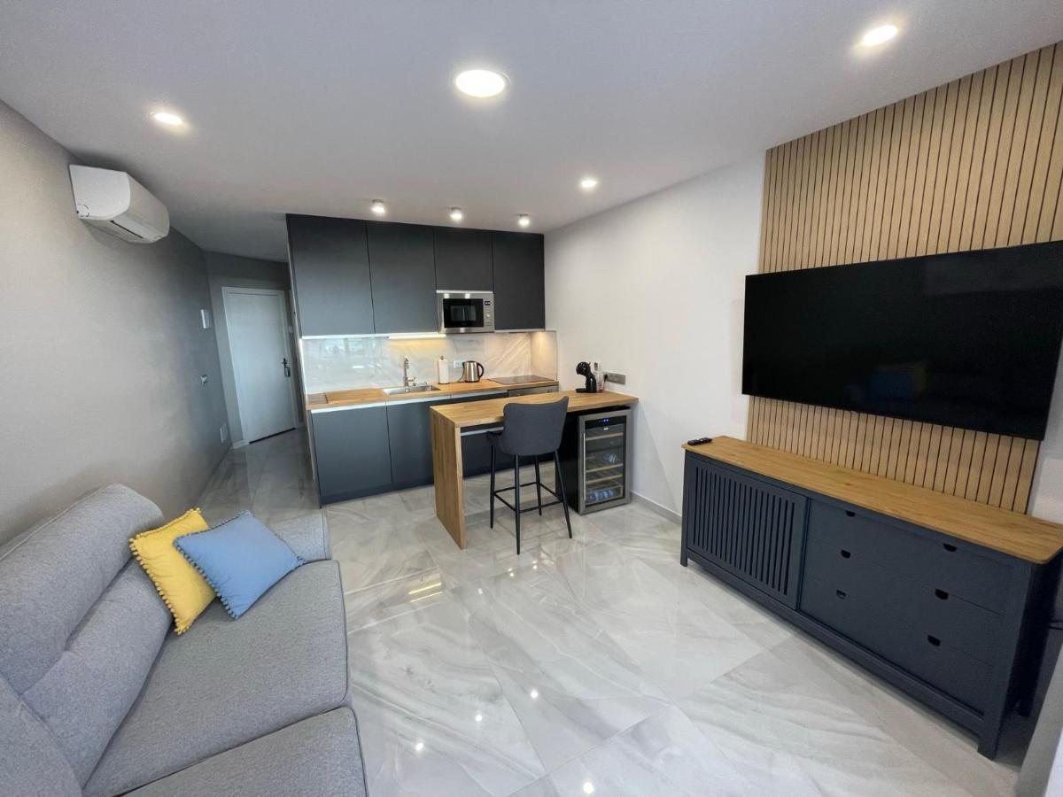 شقة Luxury Diamond - Ocean View, Big Terraces, Air Con, Wifi لوس كريستيانوس المظهر الخارجي الصورة