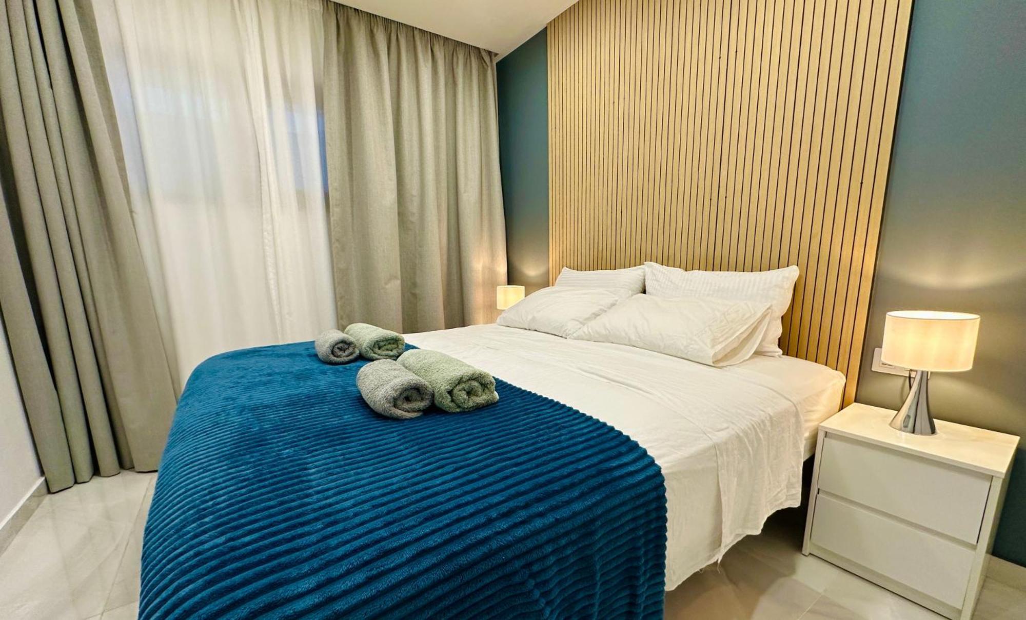 شقة Luxury Diamond - Ocean View, Big Terraces, Air Con, Wifi لوس كريستيانوس المظهر الخارجي الصورة