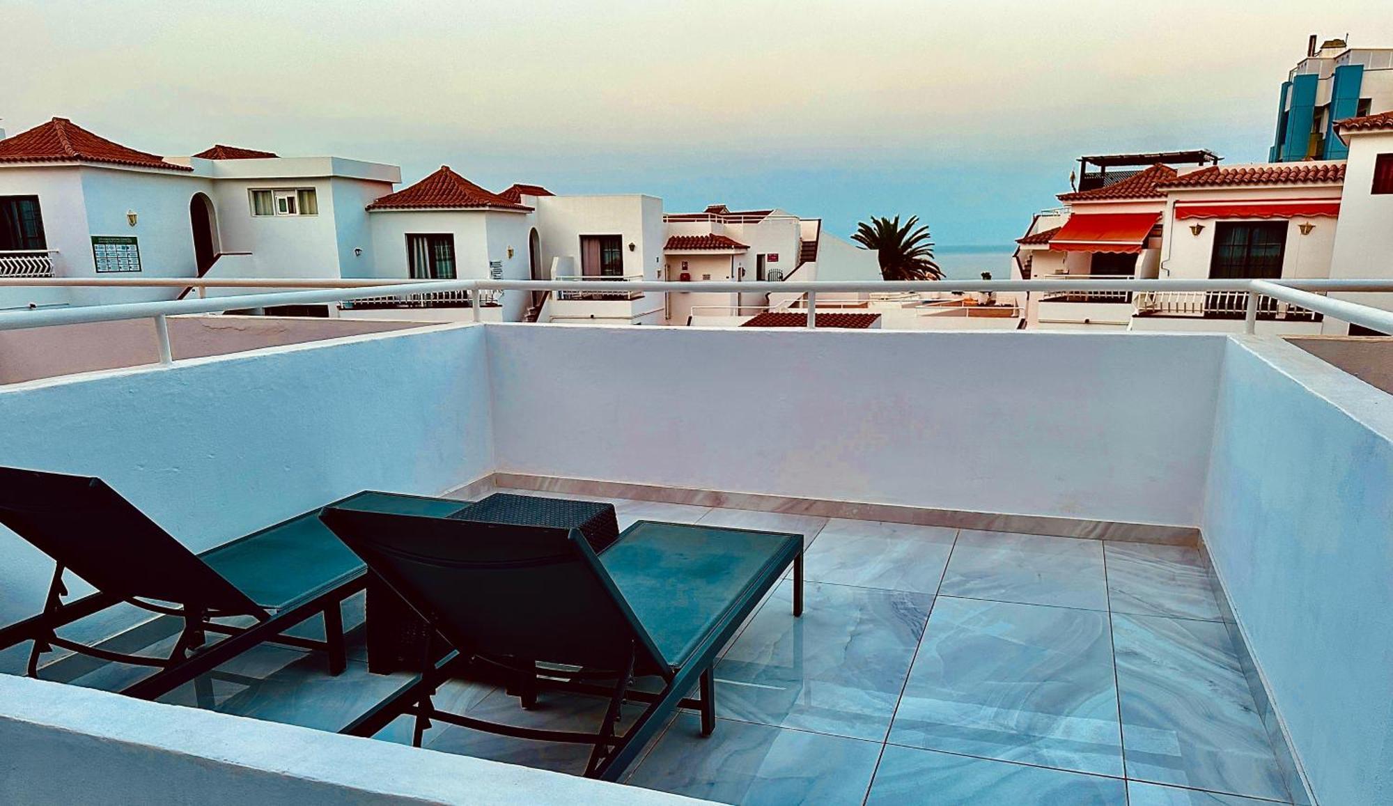 شقة Luxury Diamond - Ocean View, Big Terraces, Air Con, Wifi لوس كريستيانوس المظهر الخارجي الصورة